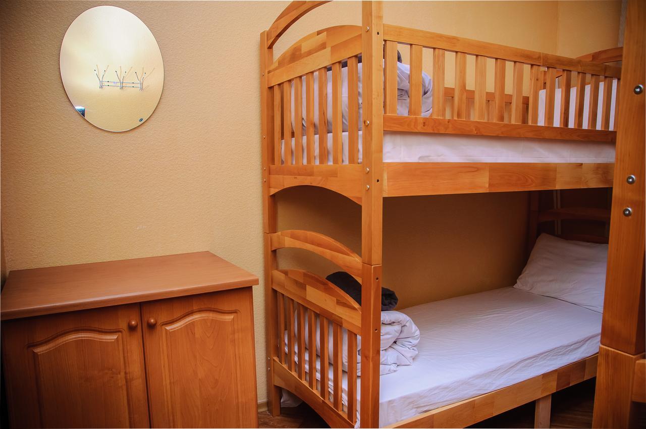 Golden Globus Hostel Κίεβο Εξωτερικό φωτογραφία