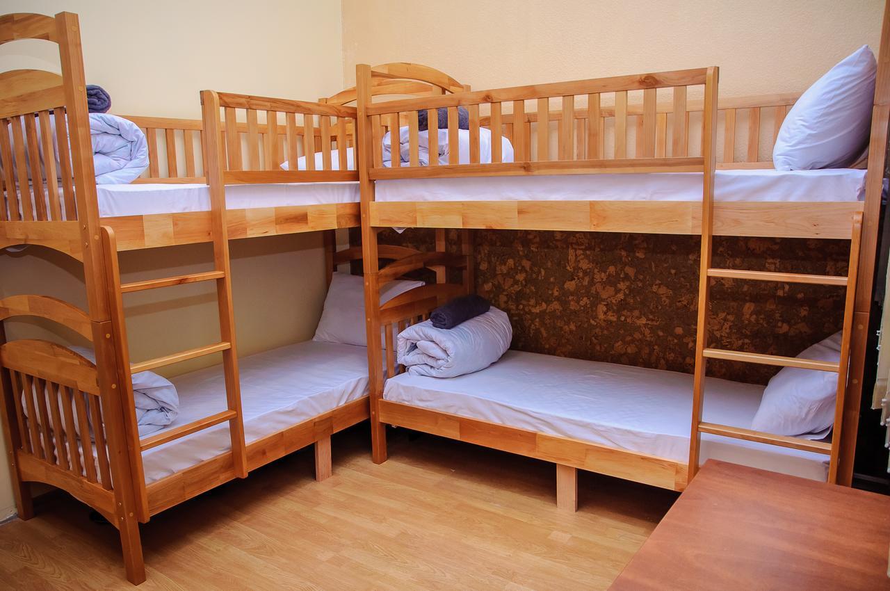 Golden Globus Hostel Κίεβο Εξωτερικό φωτογραφία